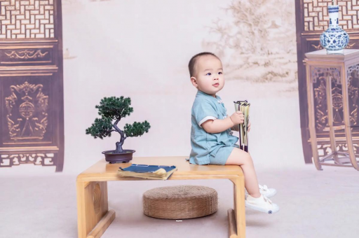 惠东宝宝多久不用拍嗝